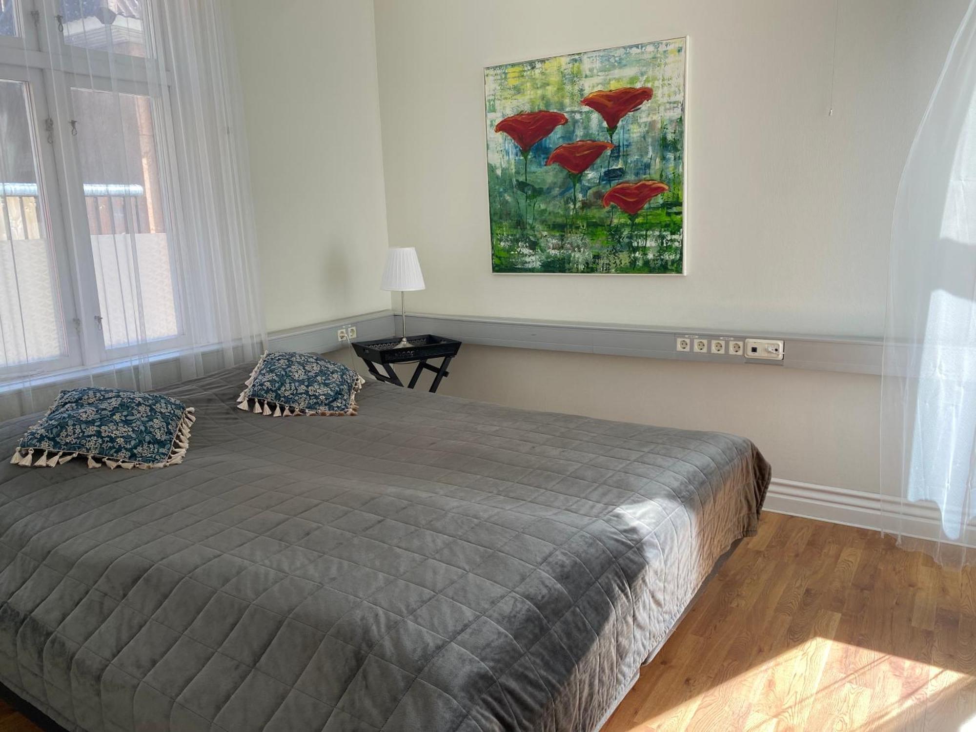 Jaernvaegshotellet B&B Skara Bagian luar foto